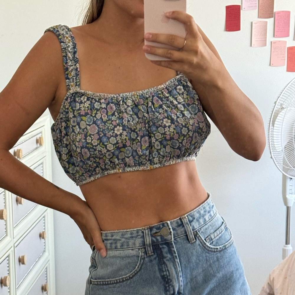 American Eagle top!